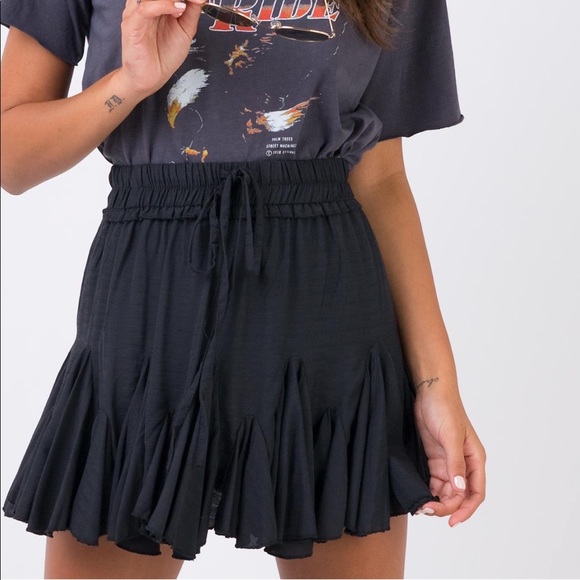 Princess Polly Dresses & Skirts - Princess Polly black mini skirt